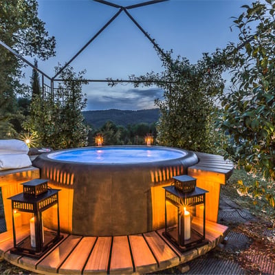 Francesca | Luxury Tuscan villa with pool & hot-tub
