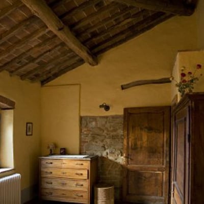 Guardiano: Historic Val di Chiana villa for 5 with pool