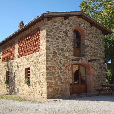 Pagliaio | Former Monastery Farm near Arezzo: Cottage for 4 with Shared Pool and Helpful Owner