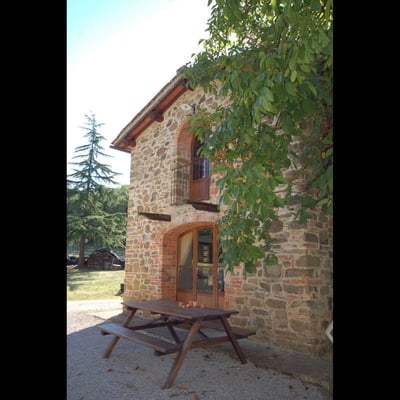 Pagliaio | Former Monastery Farm near Arezzo: Cottage for 4 with Shared Pool and Helpful Owner