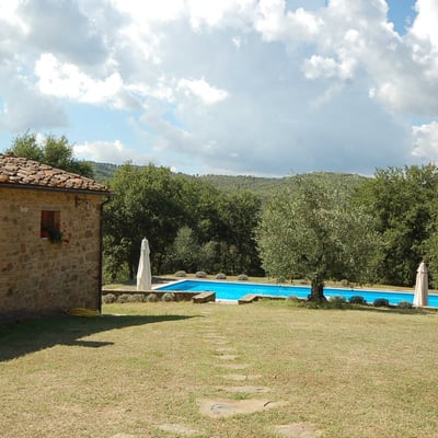 Pagliaio | Former Monastery Farm near Arezzo: Cottage for 4 with Shared Pool and Helpful Owner