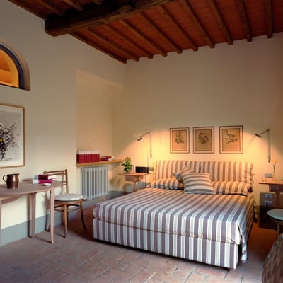 Portico: Villa for 8 with Pool and A/C in Tuscany