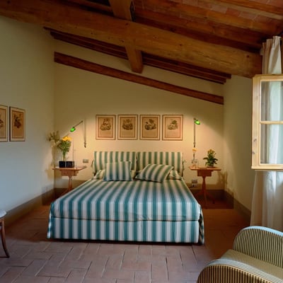 Portico: Villa for 8 with Pool and A/C in Tuscany