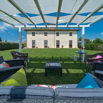 Villa Anatra | Tuscan Villa and Pool for 18