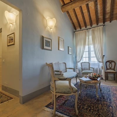 Villa Anatra | Tuscan Villa and Pool for 18