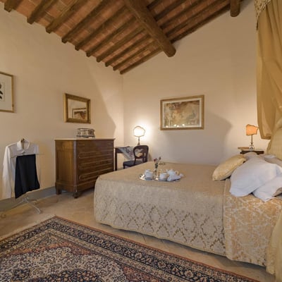 Villa Anatra | Tuscan Villa and Pool for 18