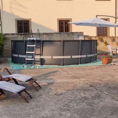 Villa Cicogna | Historic palazzo at the edge of a Tuscan village