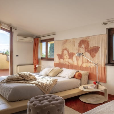 Villa Ema | Modern Villa for 8 Near Le Balze - the Landscape Behind the Mona Lisa