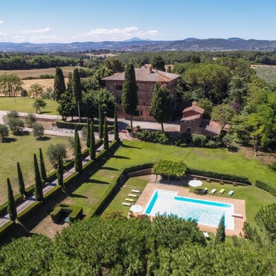 Villa Lucignano | Historic 18th-Century Villa for 18 in Lucignano