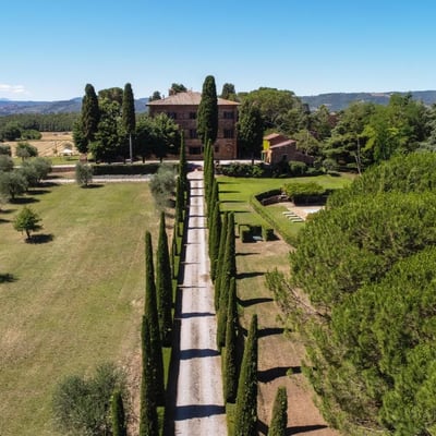 Villa Lucignano | Historic 18th-Century Villa for 18 in Lucignano