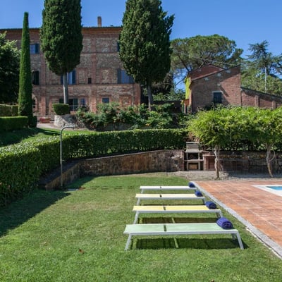 Villa Lucignano | Historic 18th-Century Villa for 18 in Lucignano
