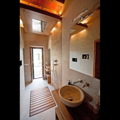 The shower room 