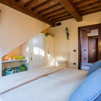 Villa Elisa | Contemporary Tuscan colonica and pool