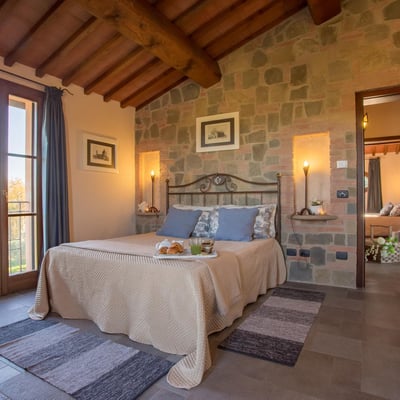 Villa Elisa | Contemporary Tuscan colonica and pool