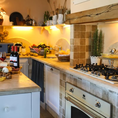 Villa Elisa | Contemporary Tuscan colonica and pool