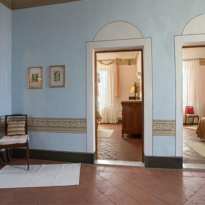 Glicine | Villa and pool in a small Tuscan village