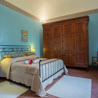 Glicine | Villa and pool in a small Tuscan village