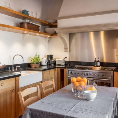 Leccio | Elegant Tuscan Villa for 14 with AC and Pool