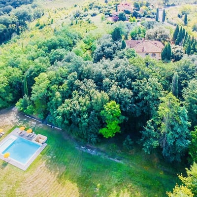 Verdino | Family apartment in a historic villa with shared pool