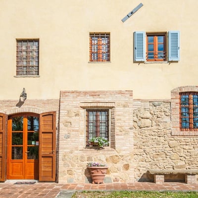 Verdino | Family apartment in a historic villa with shared pool