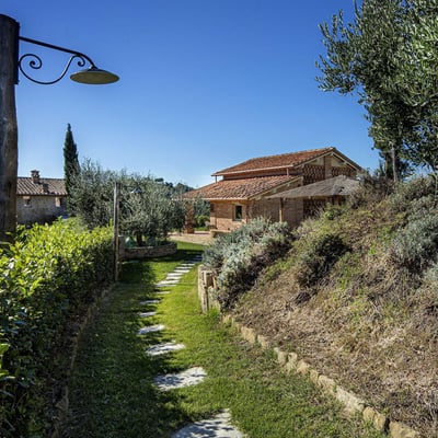 Villa Bucciano | Beautiful Villa and Pool in Central Tuscany