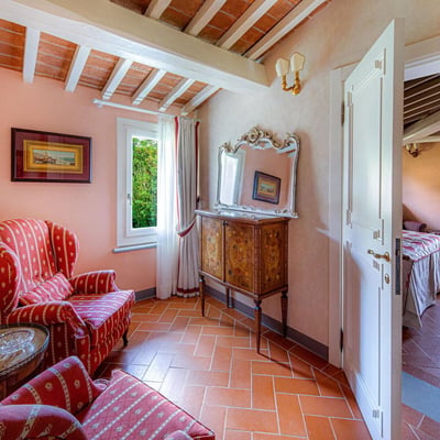Villa Bucciano | Beautiful Villa and Pool in Central Tuscany