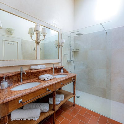 Villa Bucciano | Beautiful Villa and Pool in Central Tuscany