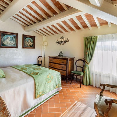 Villa Bucciano | Beautiful Villa and Pool in Central Tuscany
