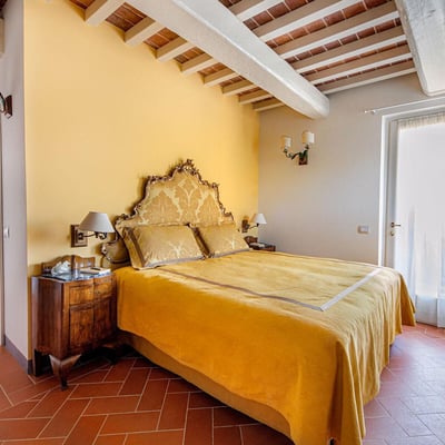 Villa Bucciano | Beautiful Villa and Pool in Central Tuscany