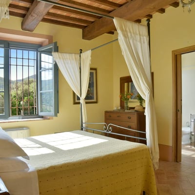 Villa Costa | Luxury Tuscan villa a short distance from the sea