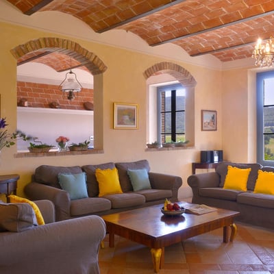 Poggetto | Tuscan villa and pool for 16 near the Coast