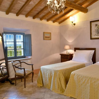 Scudo | Elegant villa with infinity pool on the Tuscan coast