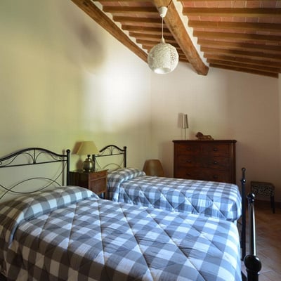 Twin bedroom