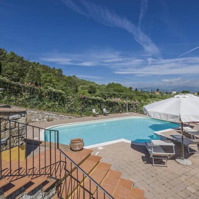 Panfilo | A modern Tuscan villa and pool for 14