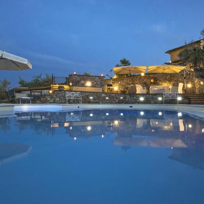 Panfilo | A modern Tuscan villa and pool for 14