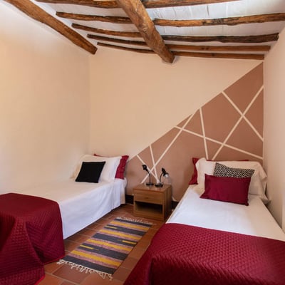 Alloro | Apartment and pool close to an Umbria village