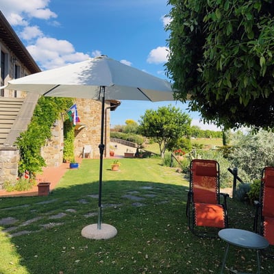 Castelonchio | Lakeside Villa for 6 with Pool by Tuoro sul Trasimeno