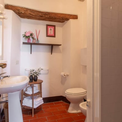 Frasca | Apartment and shared pool close to a village