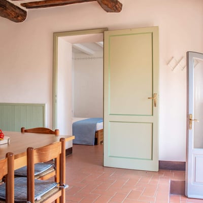 Palo | Apartment and pool within walking distance of Umbria village
