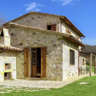 Casa Umbra | Private Valley Villa and Pool for 6 Near Todi