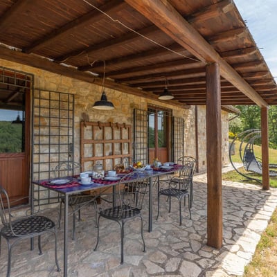 Casa Umbra | Private Valley Villa and Pool for 6 Near Todi