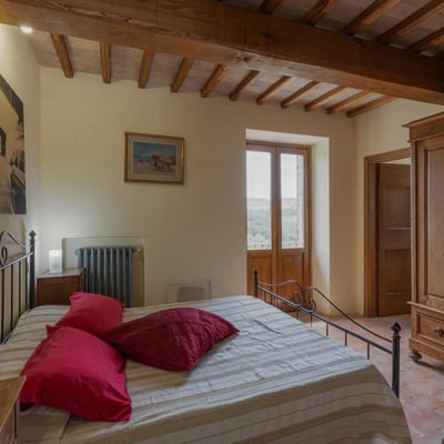 Casa Umbra | Private Valley Villa and Pool for 6 Near Todi