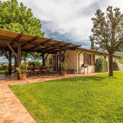 Silenti | Rural comfort in this villa and pool in Umbria