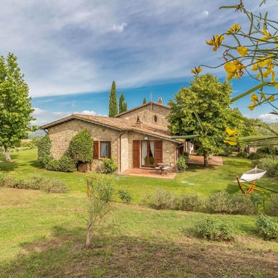 Silenti | Rural comfort in this villa and pool in Umbria