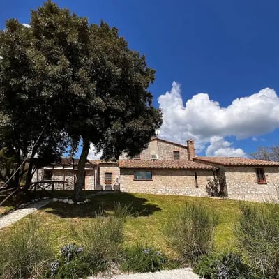 Villa Serra | Villa for 8 with Jacuzzi in secret Umbria