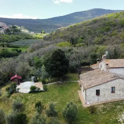 Villa Serra | Villa for 8 with Jacuzzi in secret Umbria