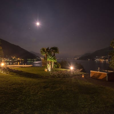 Archimede | Modernist villa with Pool and Jacuzzi on Lake Como