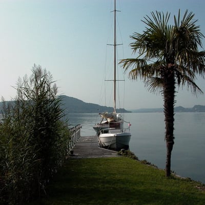 Erno | Luxury waterfront villa with a private beach and golf course