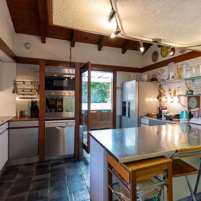 Ispirata | Modernist villa with a private beach on Lake Maggiore