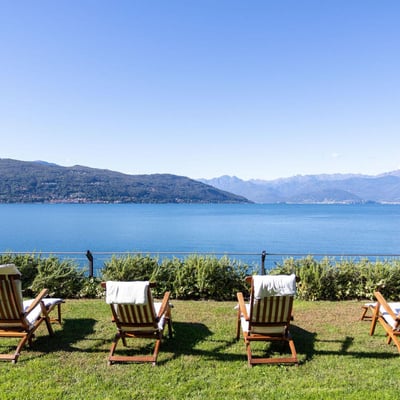 Ispirata | Modernist villa with a private beach on Lake Maggiore